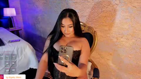 Snapshot of gaby_blaze chatting on March 12, 7:14 pm Gaby Blaze online show from March 12, 7:14 pm