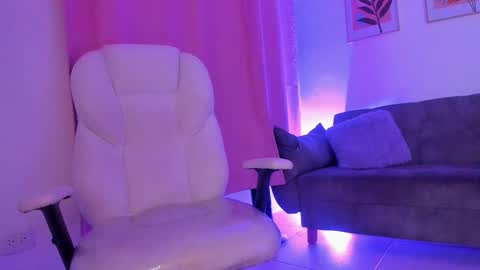 gaby online show from February 3, 1:05 pm