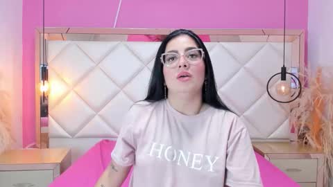 gabyjhons online show from December 15, 3:28 pm