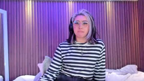 gabyrose9 online show from May 16, 12:46 am