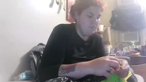 Snapshot of gamer202324 chatting on October 28, 12:38 am gamer202324 online show from October 28, 12:38 am