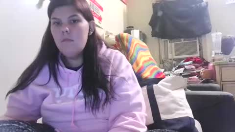 Snapshot of gamer202324 chatting on September 17, 1:25 am gamer202324 online show from September 17, 1:25 am