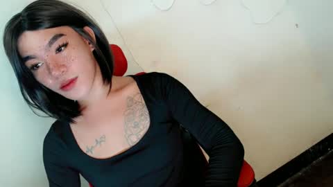 gel online show from June 27, 4:13 pm