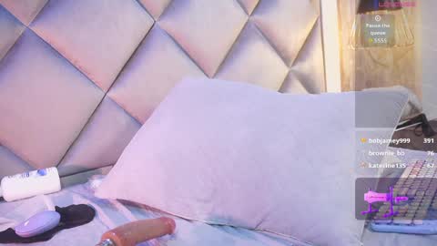 Maria  online show from April 11, 7:45 am