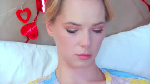 GentleRossi online show from February 18, 5:23 pm