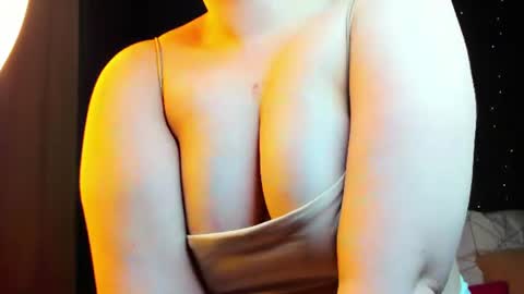 gentlesine online show from June 16, 2:45 am