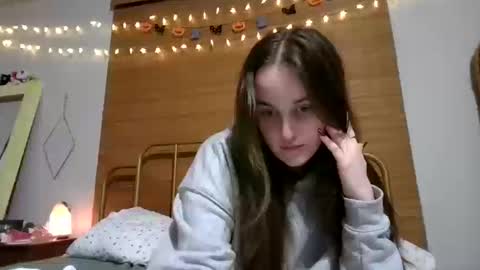 Snapshot of genzfucktoy chatting on October 19, 6:15 am genzfucktoy online show from October 19, 6:15 am