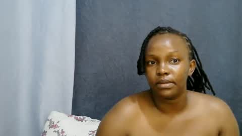 georgeous_kimberly online show from May 28, 11:52 am
