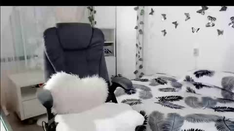 Ghertrudequeen online show from March 12, 7:00 am