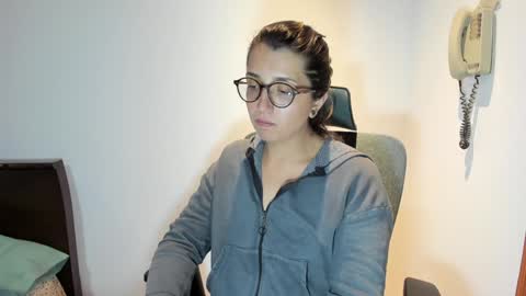 andy online show from December 6, 3:19 am