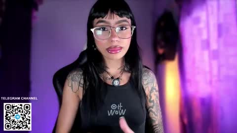 Sara online show from March 5, 7:20 pm