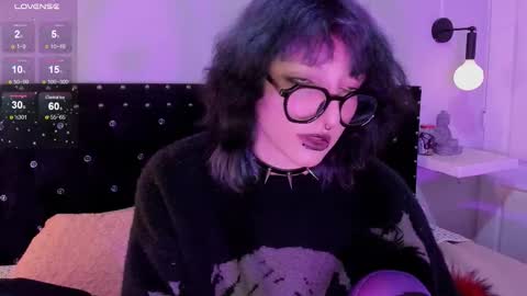 Allison  online show from March 4, 8:37 pm