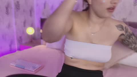 Gia online show from September 17, 12:47 pm