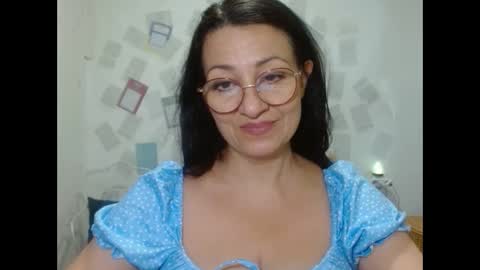 GinaONeon online show from May 31, 10:32 am