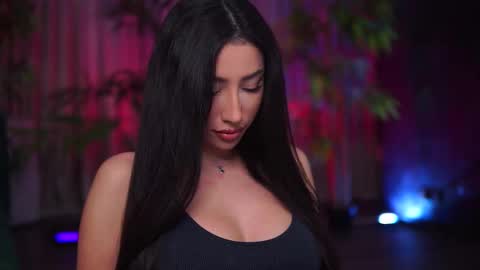 Gina online show from January 7, 7:50 pm