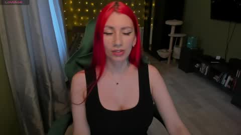 Meowww online show from April 19, 5:02 pm