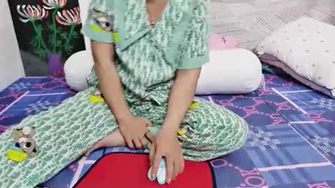 girlhanoi online show from October 31, 9:35 am