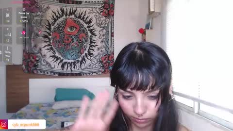 Ann online show from May 25, 4:39 pm