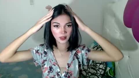 Divine online show from September 9, 5:51 am