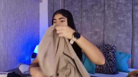     online show from February 14, 11:56 am