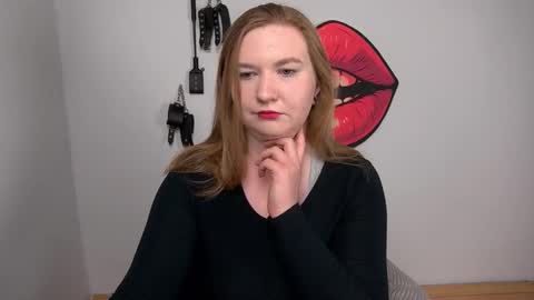 Nikki online show from October 20, 3:59 pm