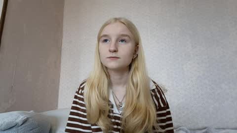 Laura online show from March 31, 9:20 am