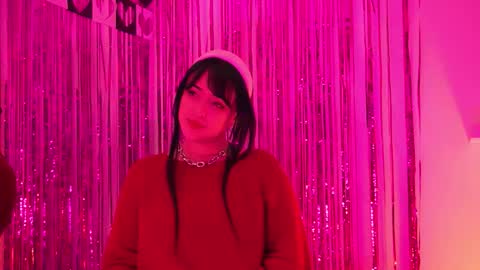 Mimi online show from February 24, 9:02 pm