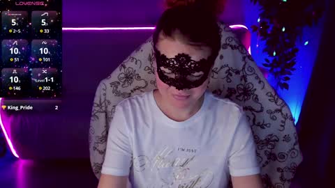 gloriagrays online show from January 11, 4:36 pm