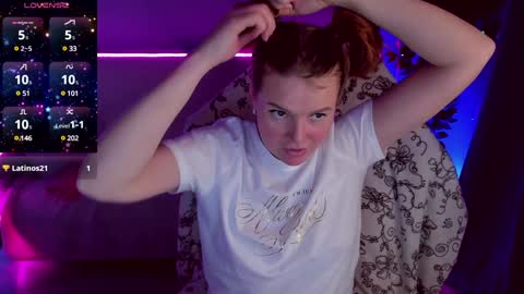 gloriagrays online show from January 14, 4:29 pm