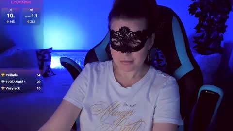 gloriagrays online show from October 8, 7:40 pm