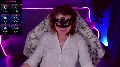 gloriagrays online show from March 6, 1:46 pm