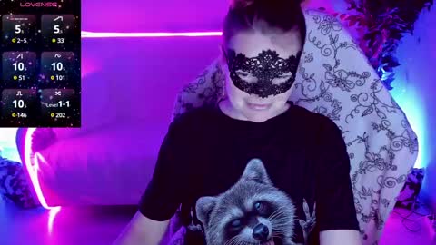 gloriagrays online show from March 8, 9:24 am