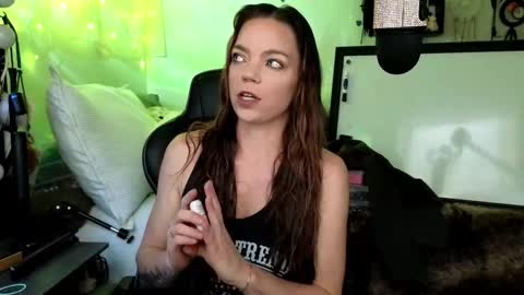 Patricia Mars           Goddess of Mars twitter thegoddessmindy online show from March 16, 3:27 pm