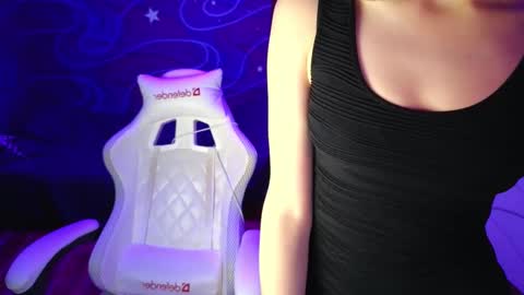 Snapshot of goddessasty chatting on September 10, 9:37 pm Asty online show from September 10, 9:37 pm
