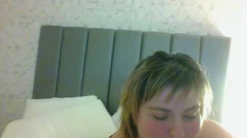 GoddesseE online show from June 13, 7:28 am