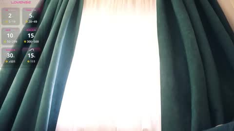 MesmErisse online show from March 26, 5:53 am