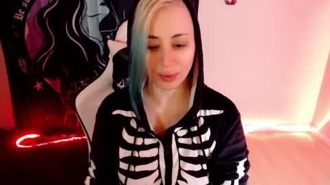 Goddess Lilith  - 111 tks to PM online show from January 4, 4:55 am