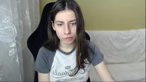 Elizabeth Effie online show from January 10, 7:07 pm