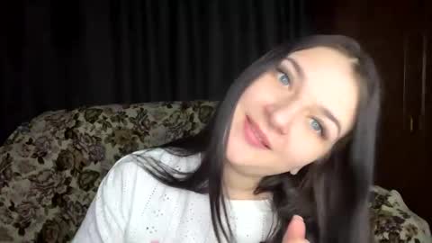 good_girl_24 online show from April 7, 9:39 pm