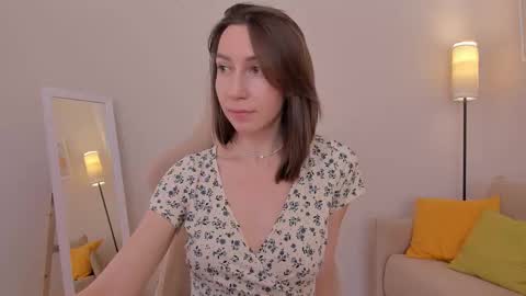 Good GlamorGirl online show from February 20, 6:26 am