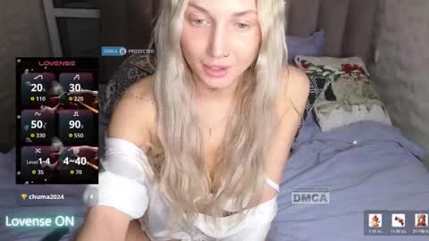 goodgirl0024 online show from February 14, 8:00 pm