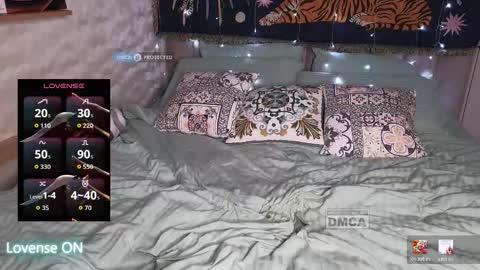 goodgirl0024 online show from March 14, 8:43 pm