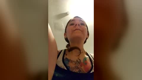 gorillagrip27 online show from July 25, 3:24 am