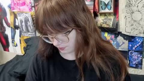 Amy online show from October 1, 8:14 pm