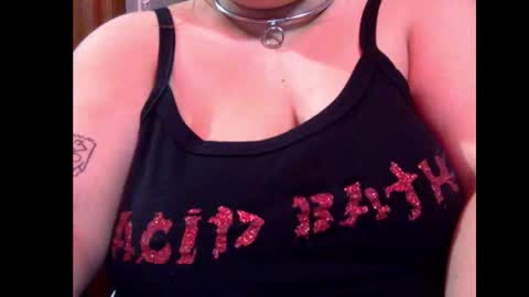 Snapshot of gothicc_goddess chatting on October 20, 12:35 am Goddess Jane online show from October 20, 12:35 am
