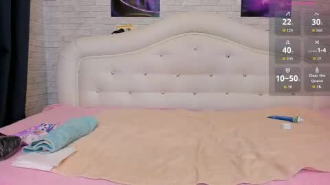 graciejane25 online show from May 19, 3:35 am