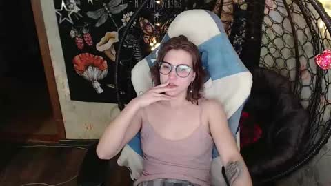 Lina online show from March 25, 12:52 pm