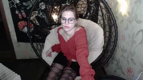 Lina online show from November 26, 11:22 am