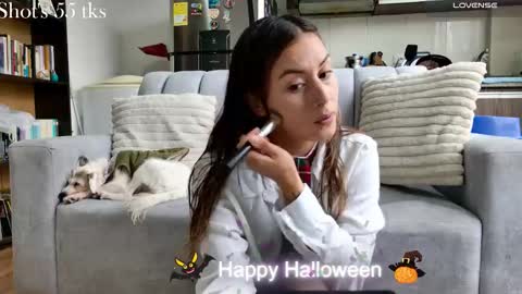Snapshot of greta_miss chatting on October 31, 2:54 pm Emmy online show from October 31, 2:54 pm