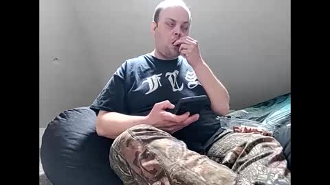 grit online show from February 15, 10:09 pm